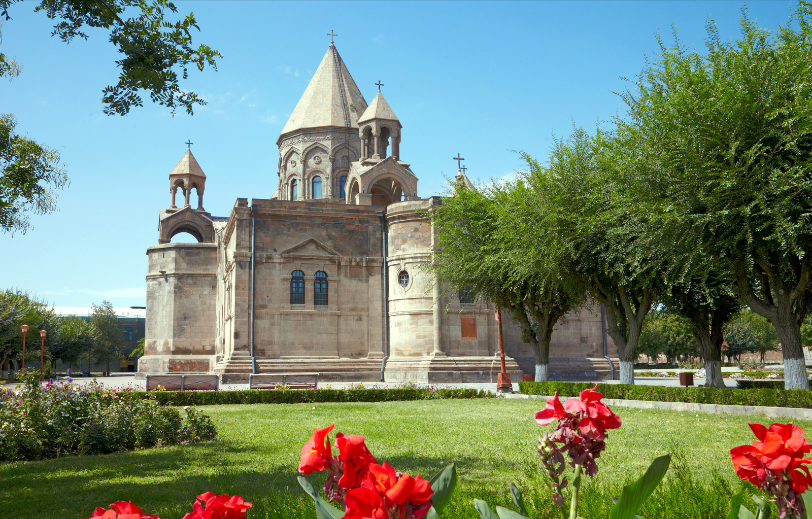 Etchmiadzin (Saint-Siège de l'Eglise arménienne) - Voyage en Arménie Etchmiadzin Edjmiatzin Vagharchapat Armavir Arménie